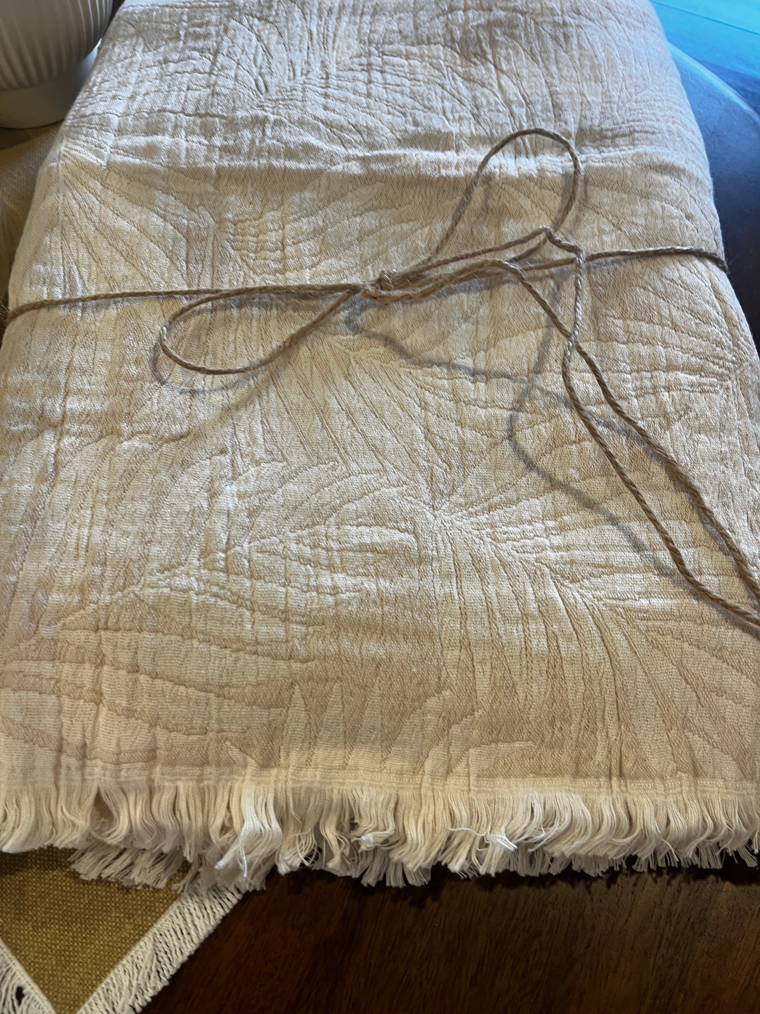 Palm Whisper Throw