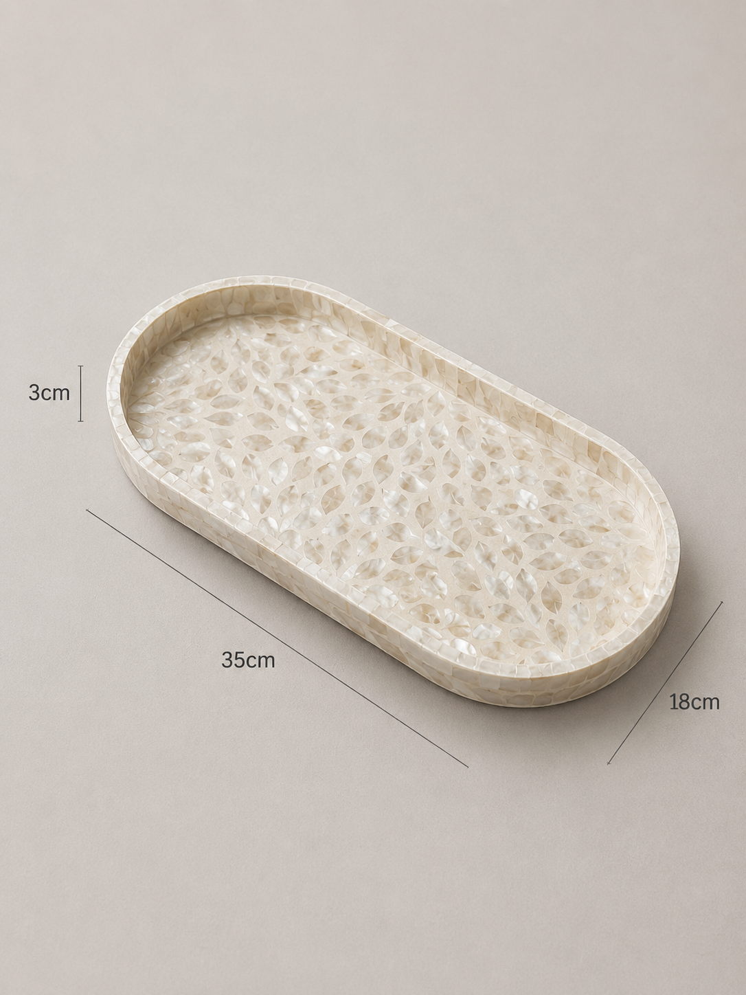 Pearly shell tray